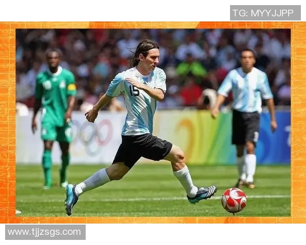 足球明星的辉煌历程与时代变迁视频集锦回顾